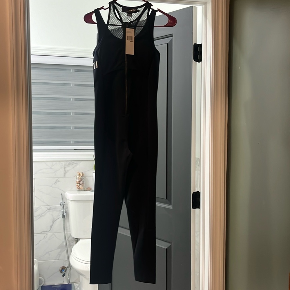 Brand new DKNY limited edition work out suit Cara Delevingne